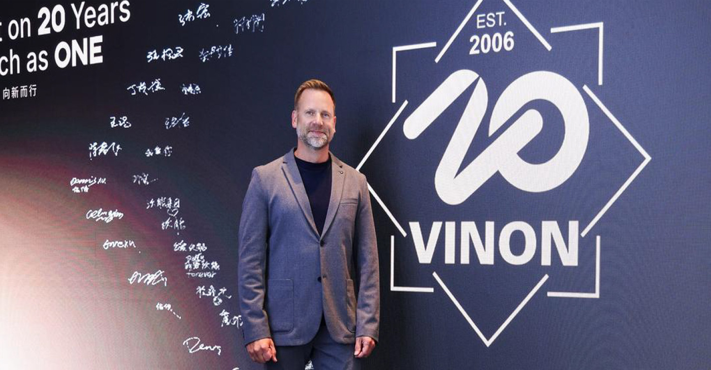 Plaadimehed Shanghais: Bihui ja VINON Group 20. sünnipäev